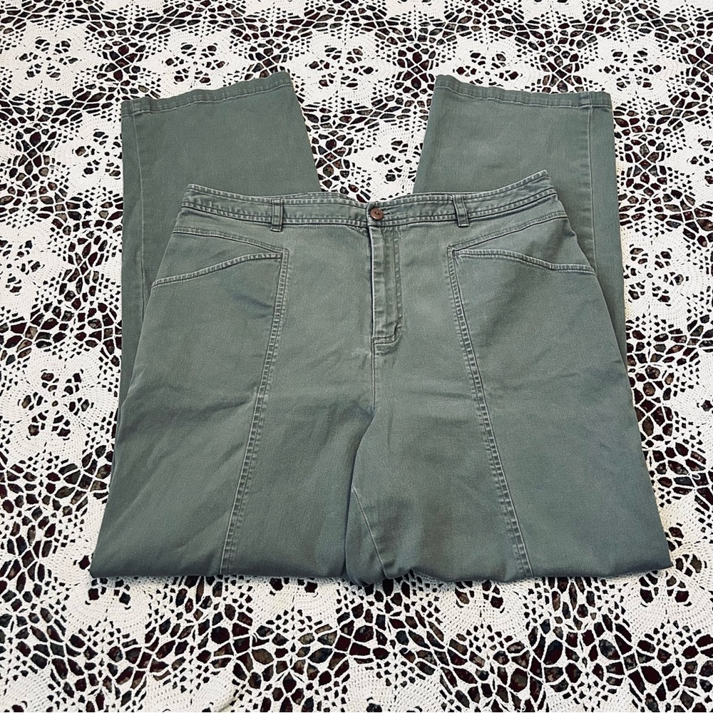 Stylish CJ Banks Green Khaki Pants - Picture 2 of 6